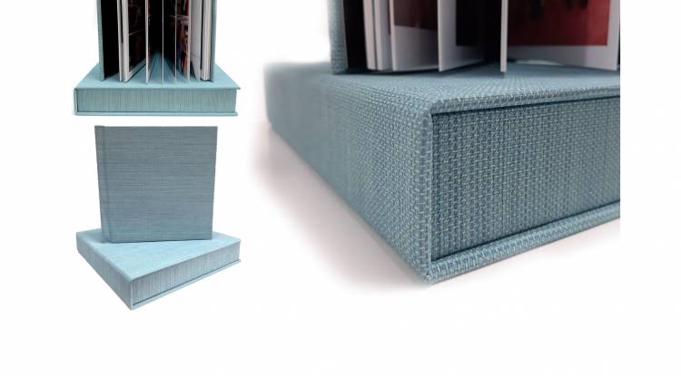 Album foto special creat pentru a putea fi pastrat in timp excelent si pentru a putea suprinde prin eleganta si stil